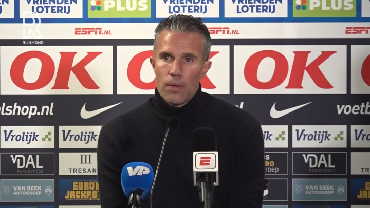 华体会hth在哪里注册-被球迷怒骂"滚蛋"！范佩西：听到了，但这些年我已练就一副厚脸皮