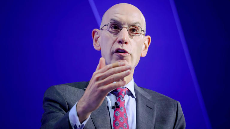 华体会平台官方网站-反摆烂新规5月29日投票！NBA面临两大难题 追梦呼吁往死里罚